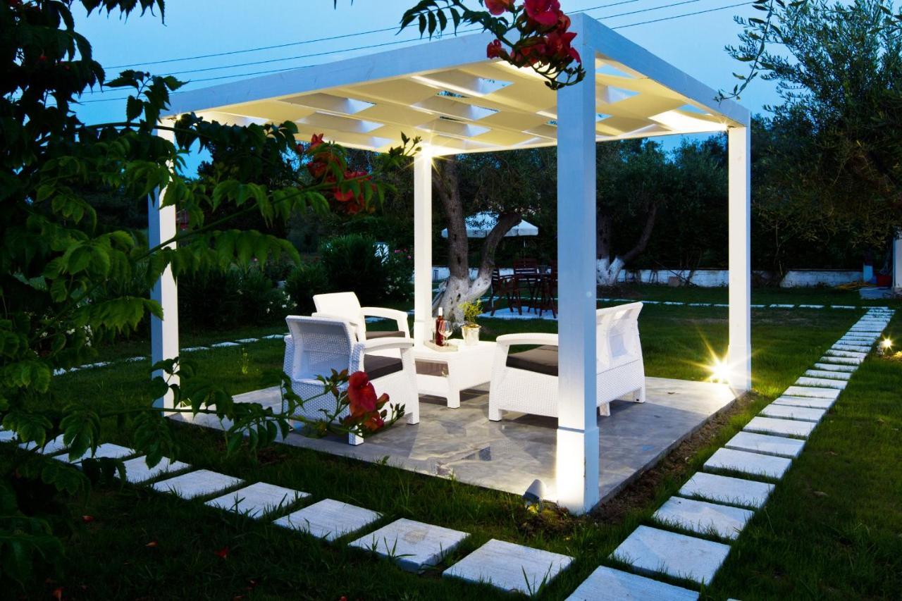 Sun 'N Chill, Boutique Apartments & Beach Villa Melíkia Exterior foto