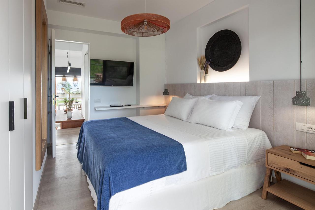 Sun 'N Chill, Boutique Apartments & Beach Villa Melíkia Exterior foto
