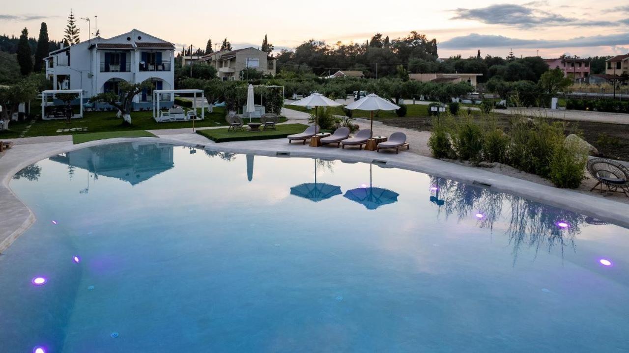 Sun 'N Chill, Boutique Apartments & Beach Villa Melíkia Exterior foto